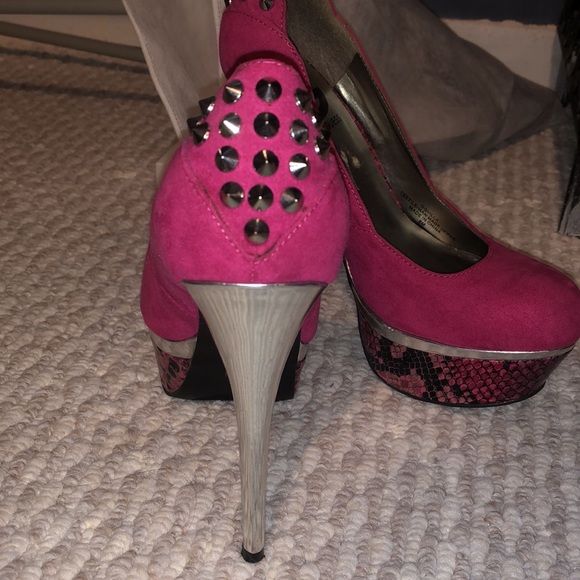 High Heels size 6 - Picture 3 of 5